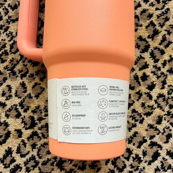 Stanley tumbler (30 oz) (NWT) - Picture 9 of 12